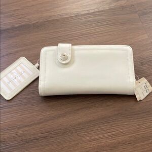White Stag Women ID Purse NWT
